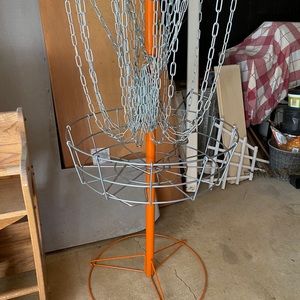 Disc golf basket